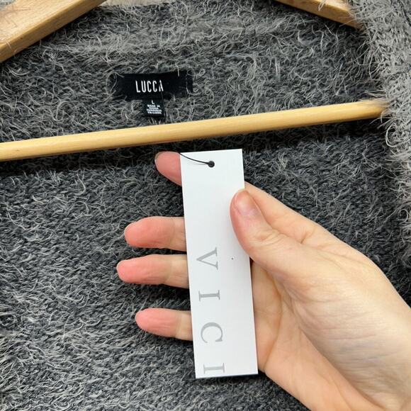 NEW VICI Lucca Gray Fuzzy Belted Timeless Touch Pocketed Cardigan Sweater Large - Picture 5 of 7